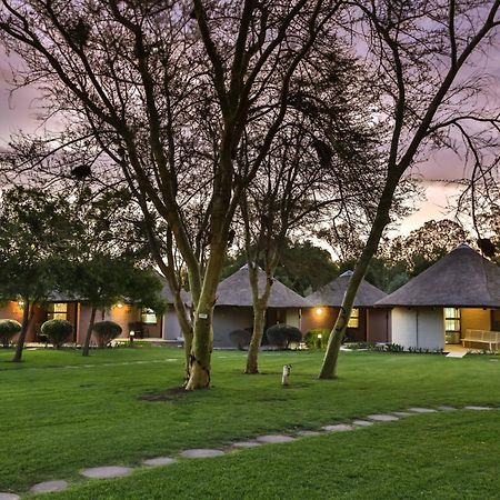 Protea Hotel By Marriott Oudtshoorn Riempie Estate מראה חיצוני תמונה
