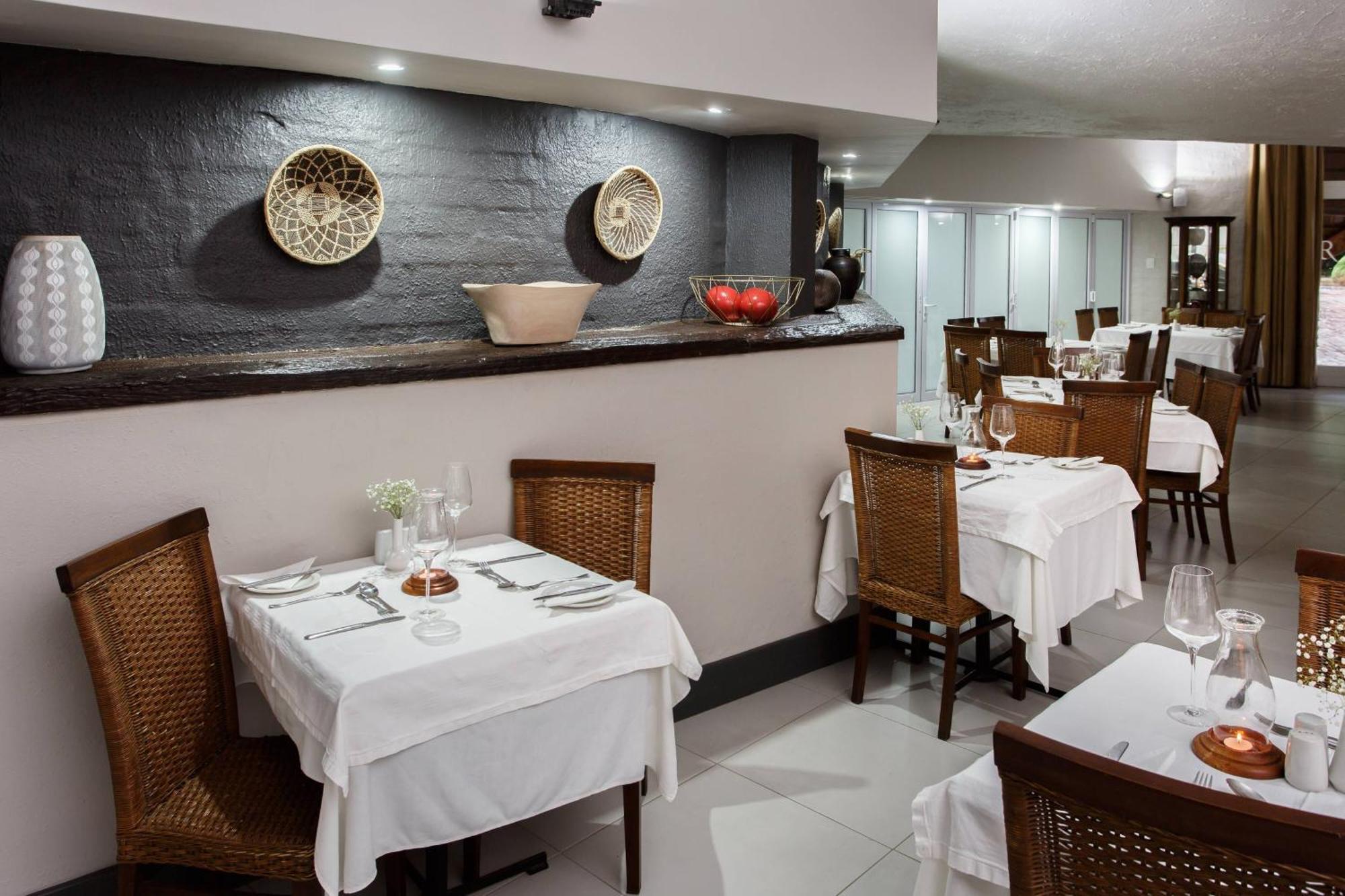 Protea Hotel By Marriott Oudtshoorn Riempie Estate מראה חיצוני תמונה
