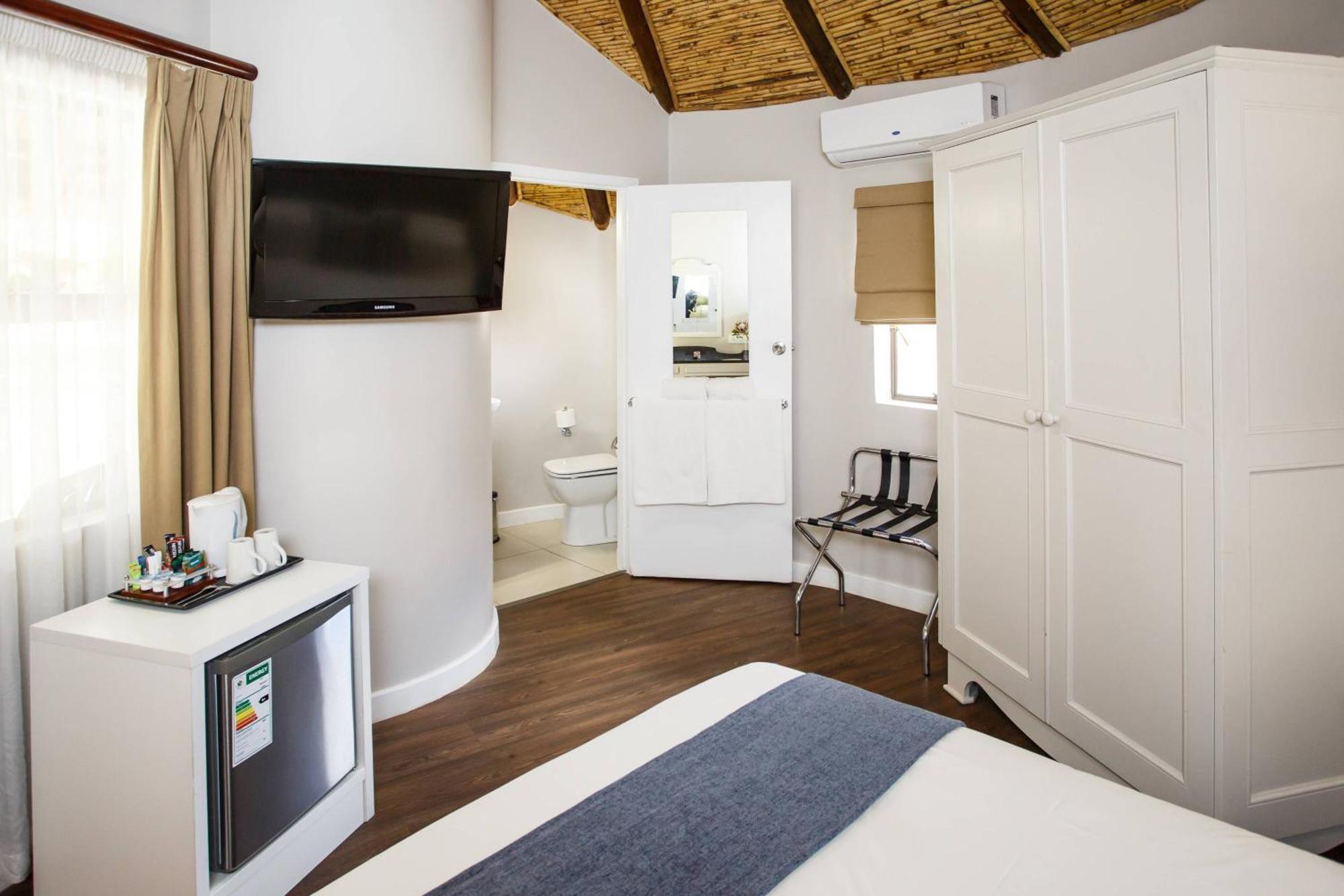 Protea Hotel By Marriott Oudtshoorn Riempie Estate מראה חיצוני תמונה