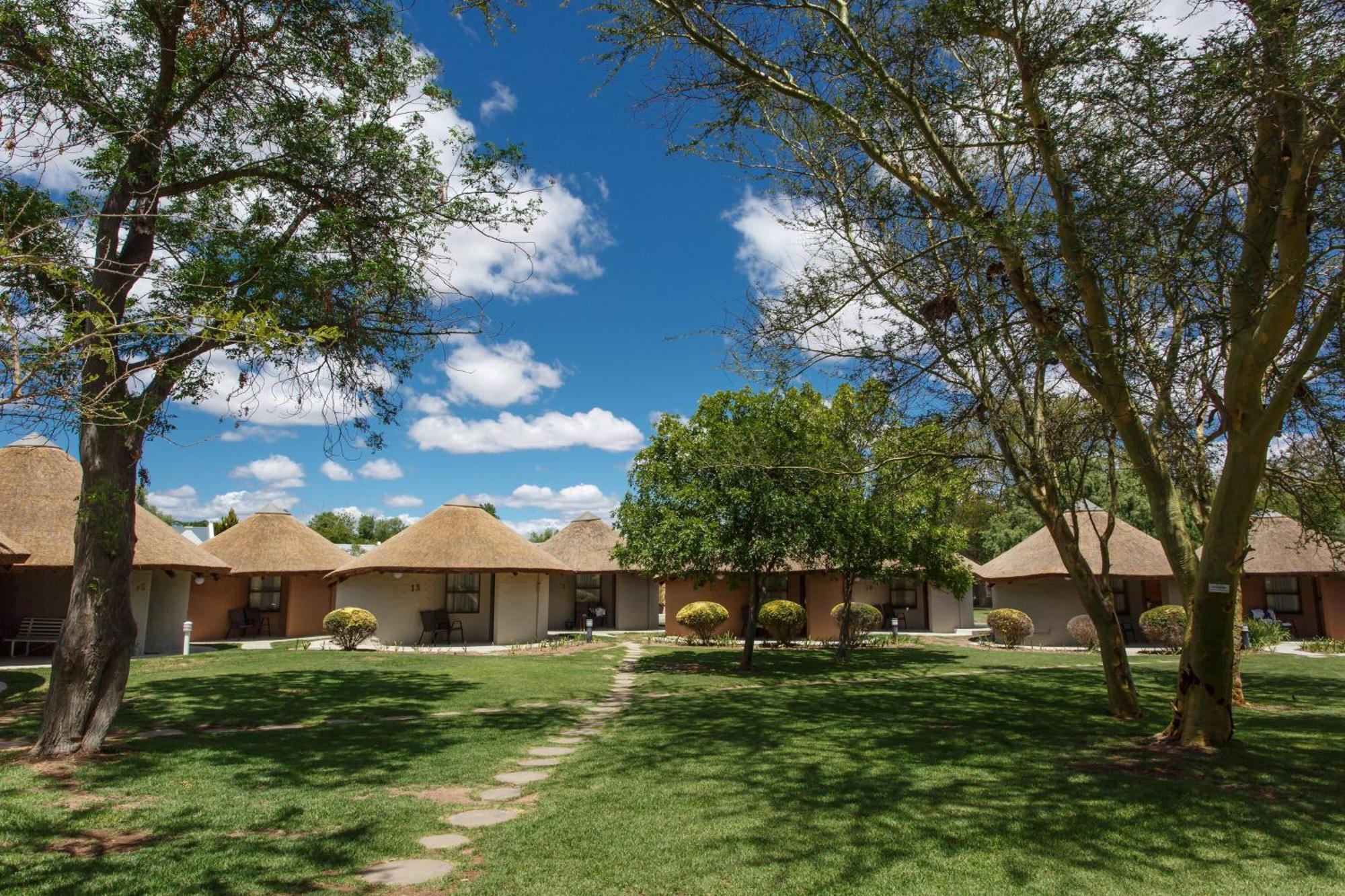 Protea Hotel By Marriott Oudtshoorn Riempie Estate מראה חיצוני תמונה