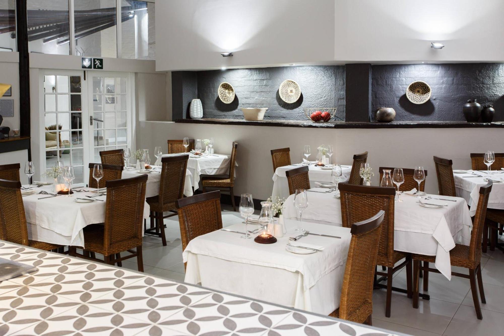 Protea Hotel By Marriott Oudtshoorn Riempie Estate מראה חיצוני תמונה