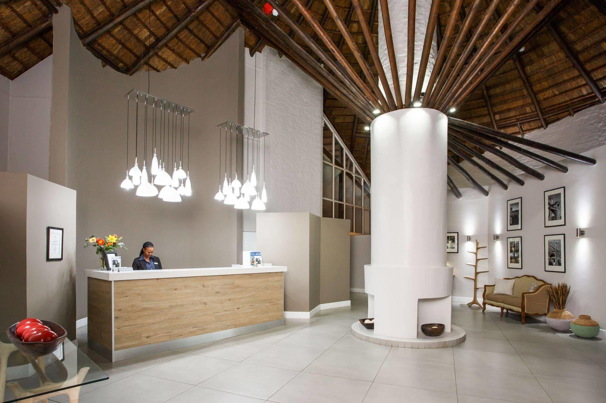 Protea Hotel By Marriott Oudtshoorn Riempie Estate מראה חיצוני תמונה